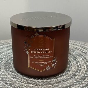 BBW Cinnamon Spiced Vanilla 3 Wick Scented Candle NWT